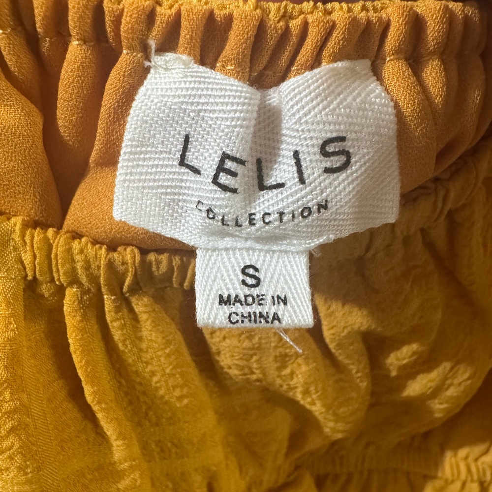 Le Lis Mustard Ruffled Top - Picture 4 of 6
